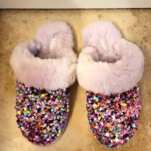 NEW! UGG Scuffett II slippers